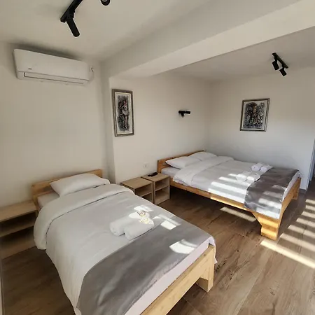 Alexander The Great Atg Apartment *