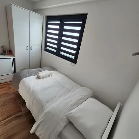 Apartment Alexander The Great Atg