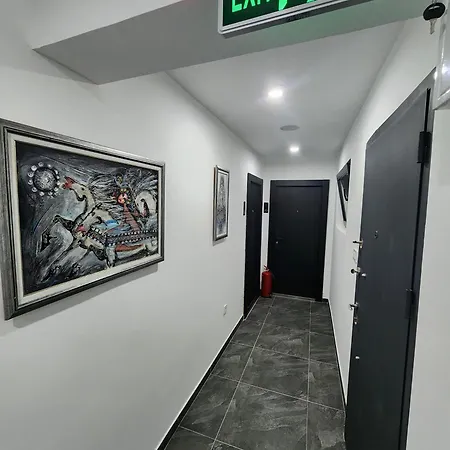 Alexander The Great Atg Apartment